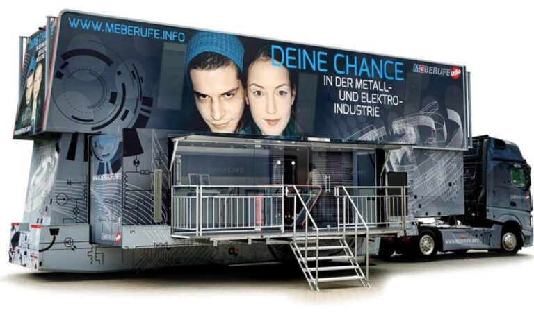 InfoTruck of the metal and electrical industry with the slogan “Your chance in the metal and electrical industry”