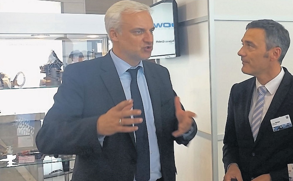 NRW Economics Minister Garrelt Duin at the Pieron stand