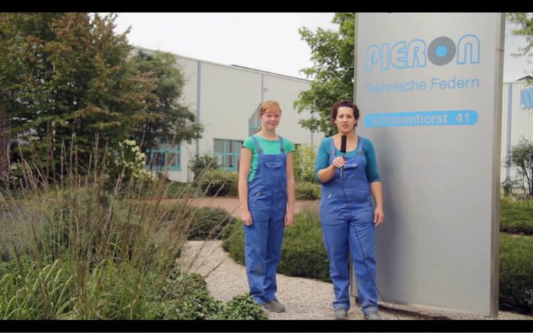Still from the video on the toolmaker apprenticeship at Pieron