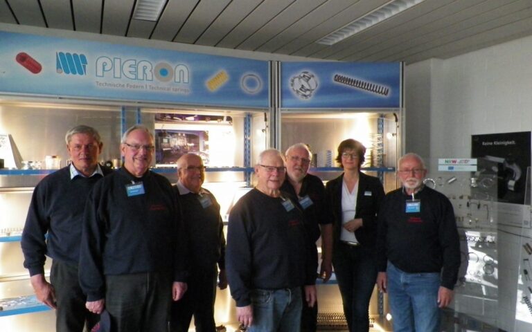 Uedem volunteer fire brigade visiting Pieron GmbH in Bocholt, 2018